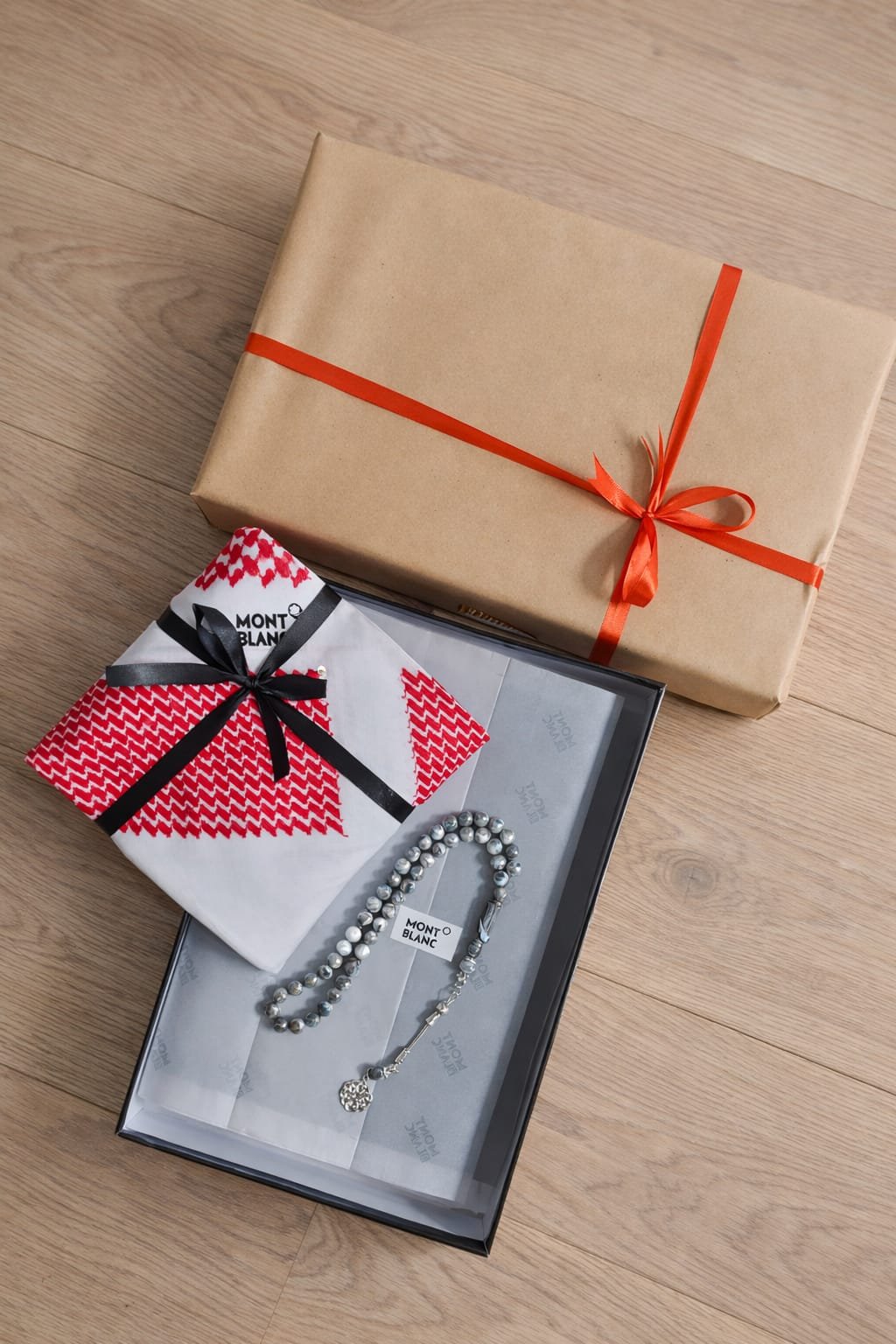 بوكس هدية رجالي فاخر بقماش Montblanc – خيار مثالي للعيد والمناسبات الرسمية