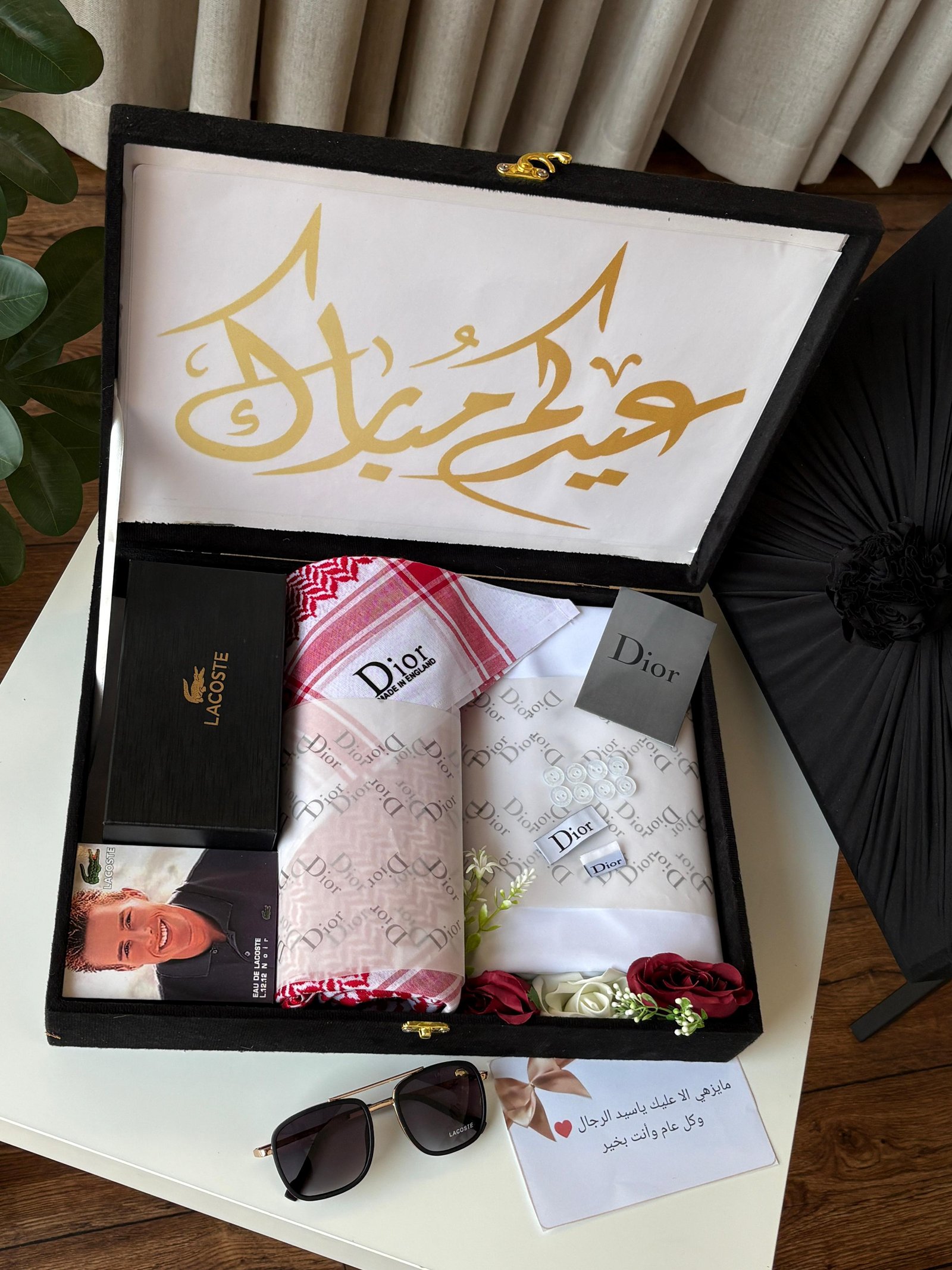 بوكس هدية عيد رجالي فاخر شماغ وعطر ونظارة بتغليف ملكي