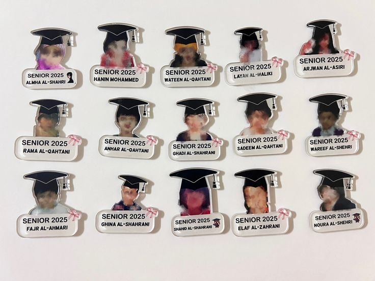 بروش تخرج أطفال بالاسم والصورة 2026 بروش تخرج مدرسة