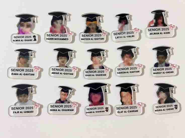 بروش تخرج أطفال بالاسم والصورة 2026 بروش تخرج مدرسة